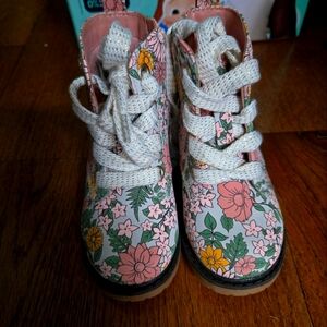 Toddler girl cat & jack floral boots